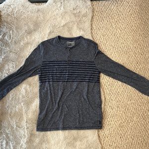 express long sleeve quarter button down | size medium |